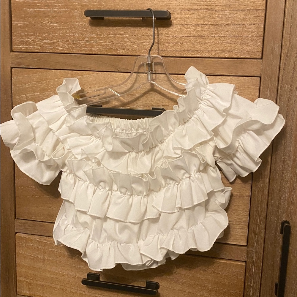 One sized Cropped White Ruffled Off-Shoulder Top